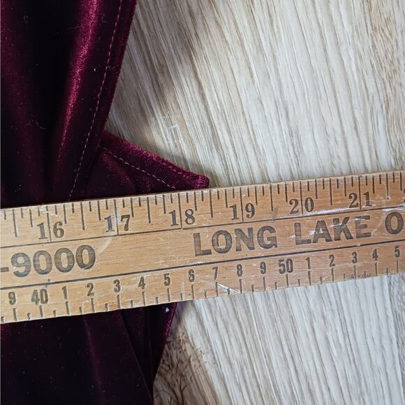 Vintage Jbs Ltd Wine Velvet Draped Neckline Blouse Size Medium - Picture 5 of 6